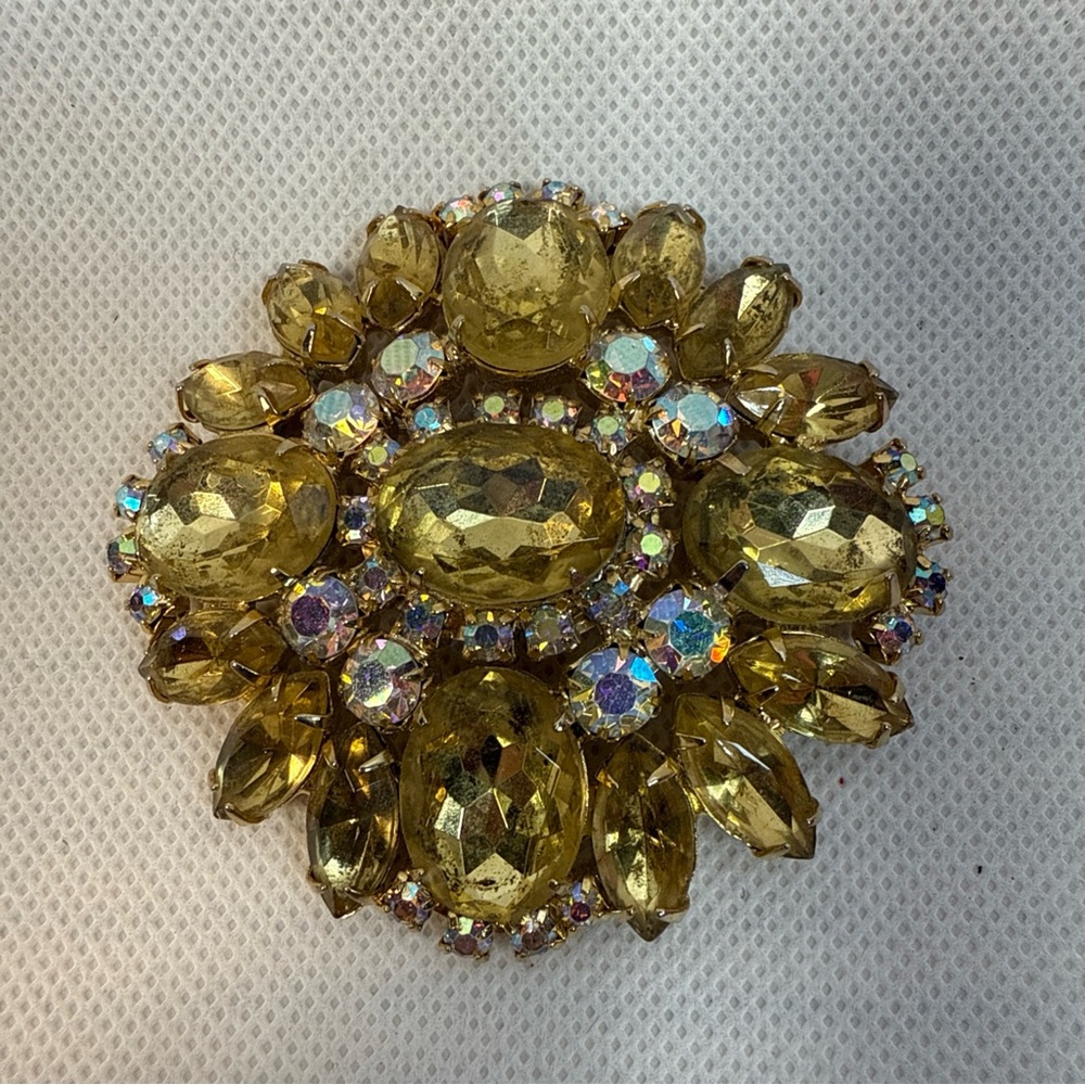 Vintage Yellow Rhinestones Gold Tone Brooch Pin